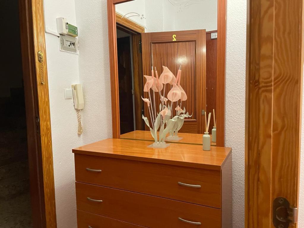 Apartamento de 1 dormitorio en buena ubicación Apartamento Albacete Exterior foto